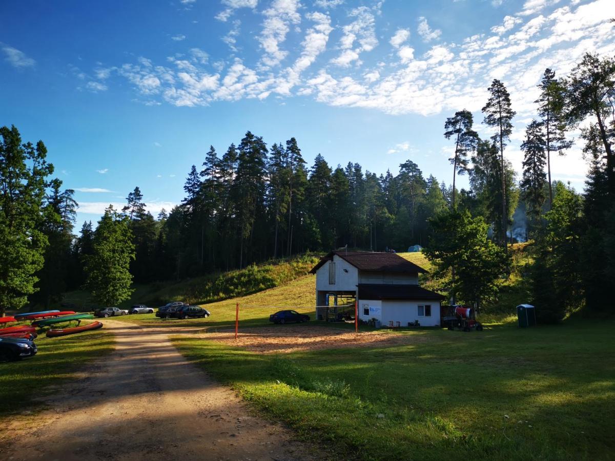 Kempings Ozolkalns Cēsis Exteriér fotografie
