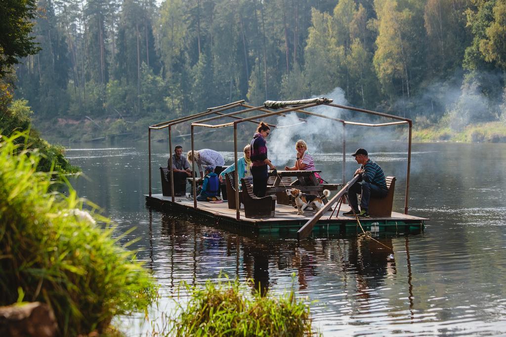 Kempings Ozolkalns Cēsis Exteriér fotografie